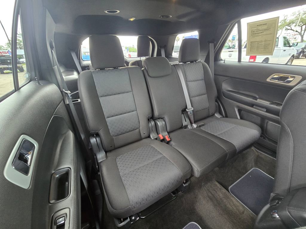 Used 2014 Ford Explorer XLT w/ Equipment Group 201A image 41