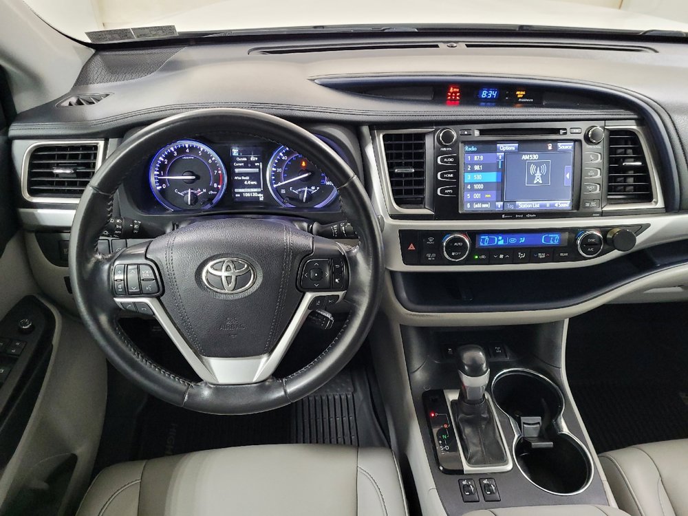Used 2019 Toyota Highlander XLE image 22