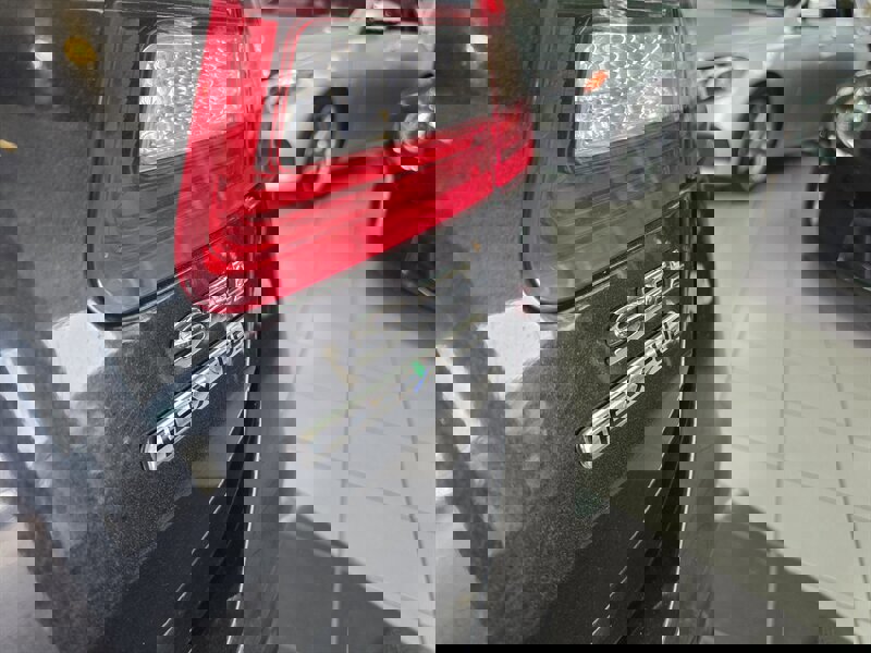 Used 2013 Ford Taurus SEL image 29