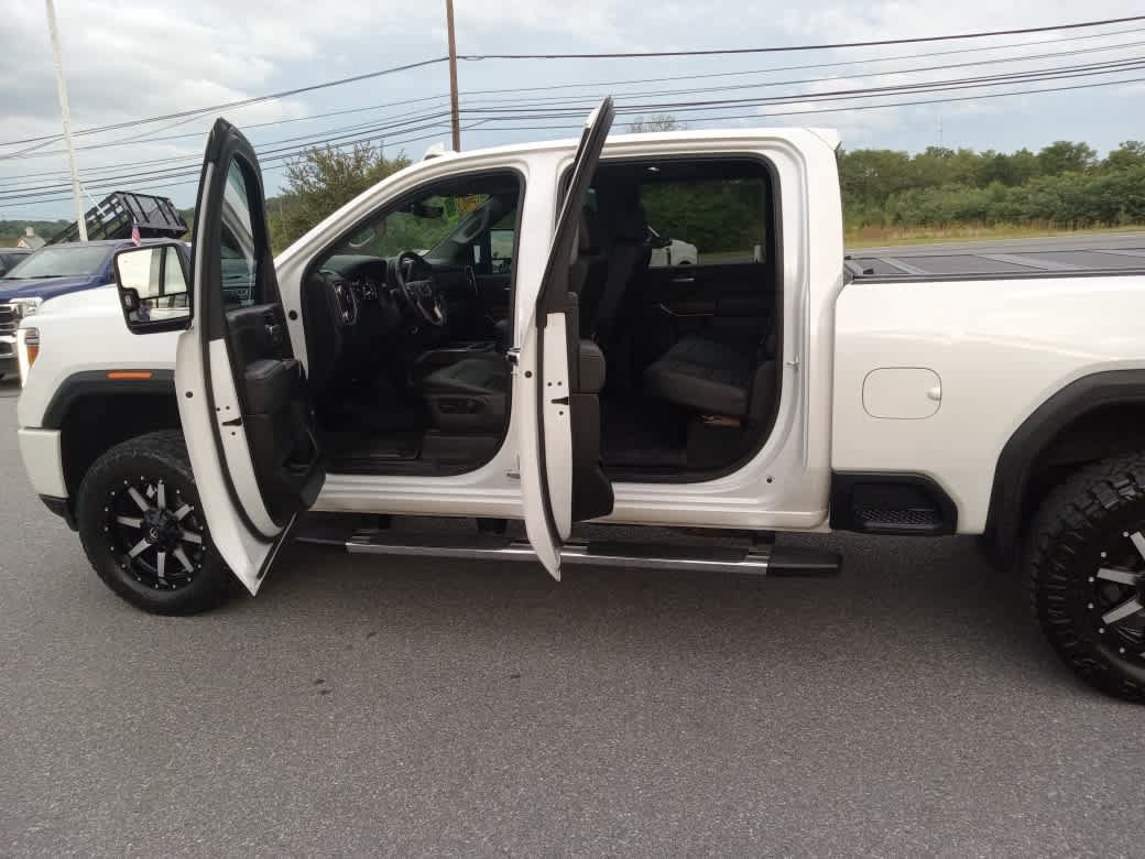 Used 2022 GMC Sierra 2500 Denali w/ Denali Ultimate Package AWD/4WD image 29