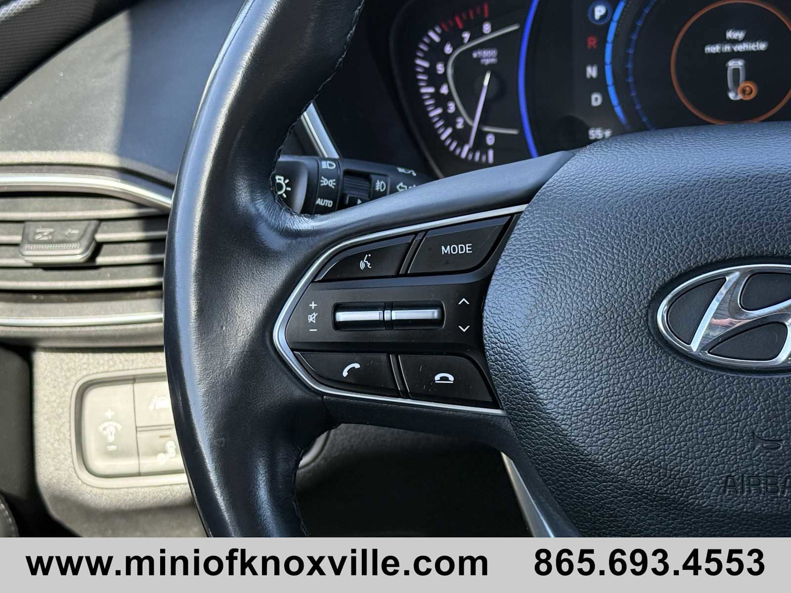 Used 2019 Hyundai Santa Fe AWD image 18