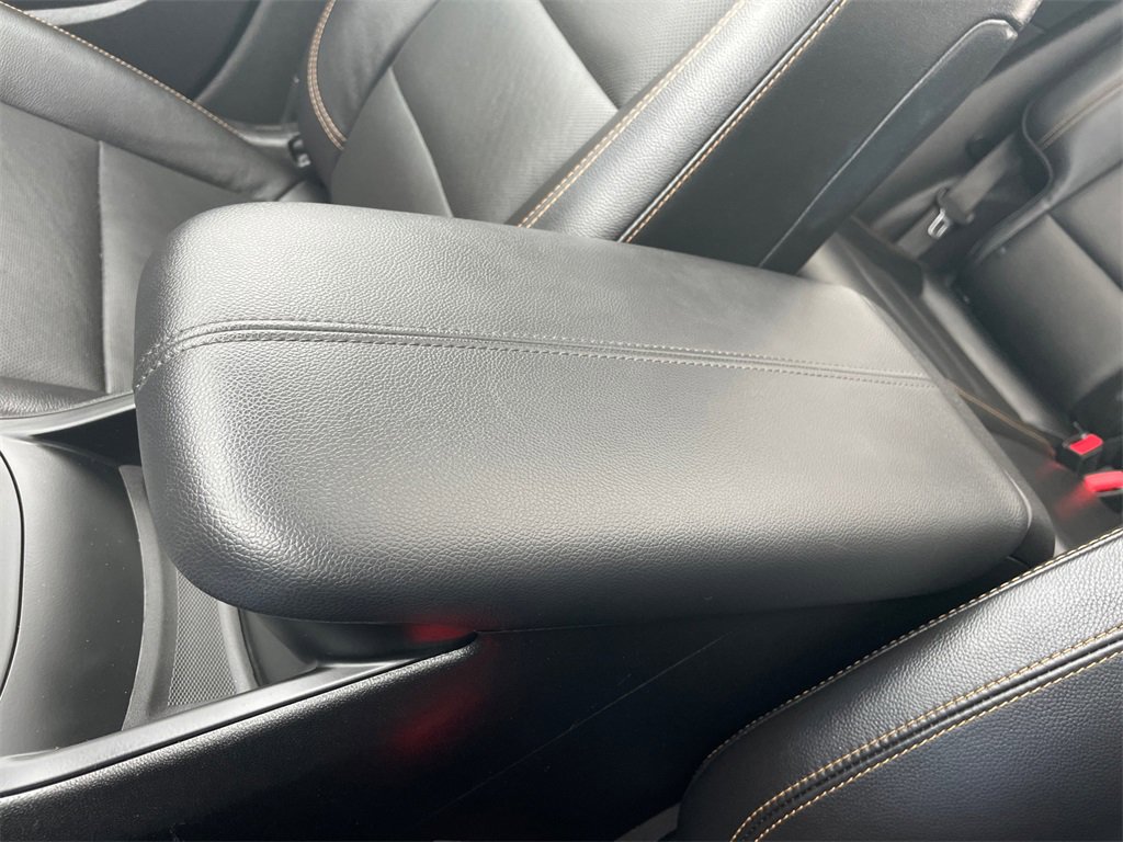 Used 2018 GMC Terrain SLT w/ Preferred Package image 18