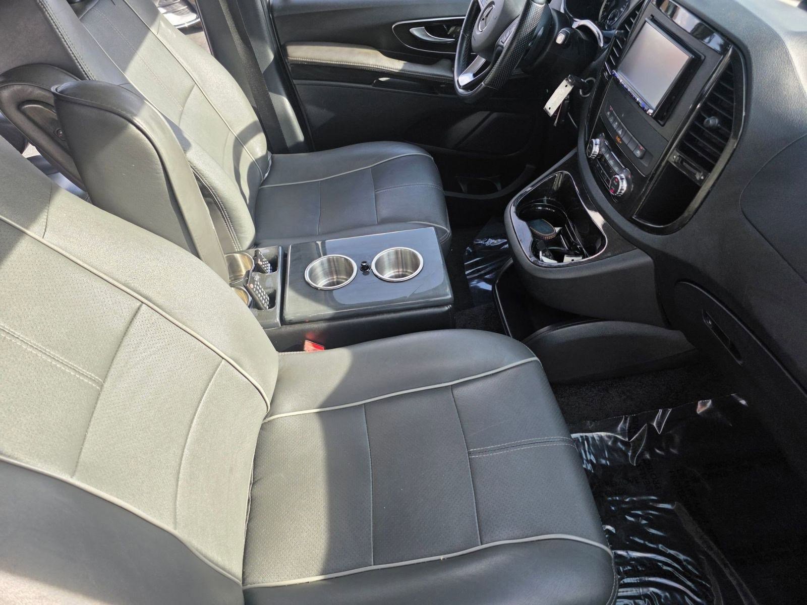 Used 2018 Mercedes-Benz Metris Passenger image 22