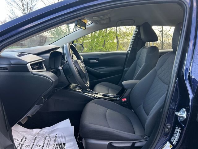 Used 2021 Toyota Corolla LE w/ Carpet Mat Package (TMS) FWD image 10