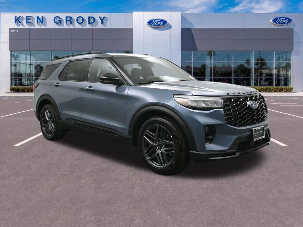 New 2026 Ford Explorer ST w/ Sun And Sound Package
