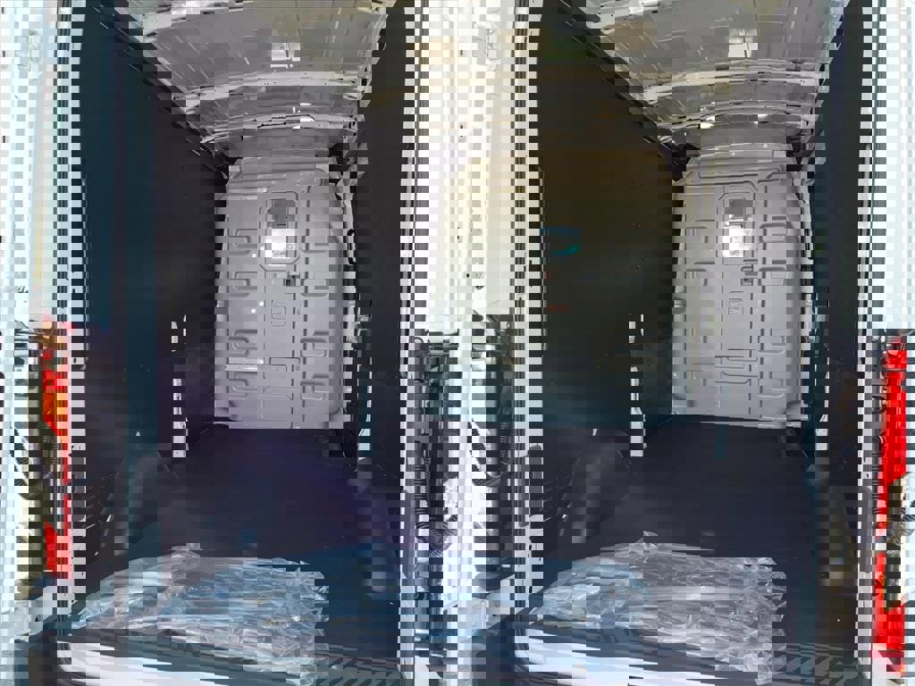 New 2025 Ford Transit 250 148 Medium Roof image 7
