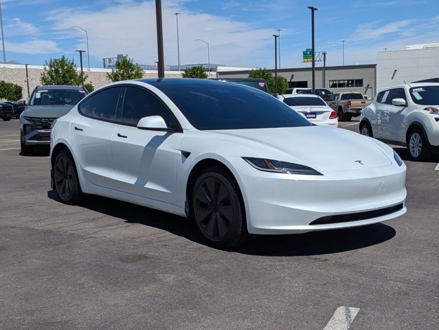 Used 2025 Tesla Model 3 Long Range video 3