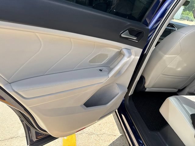 Used 2022 Volkswagen Tiguan SE FWD image 23