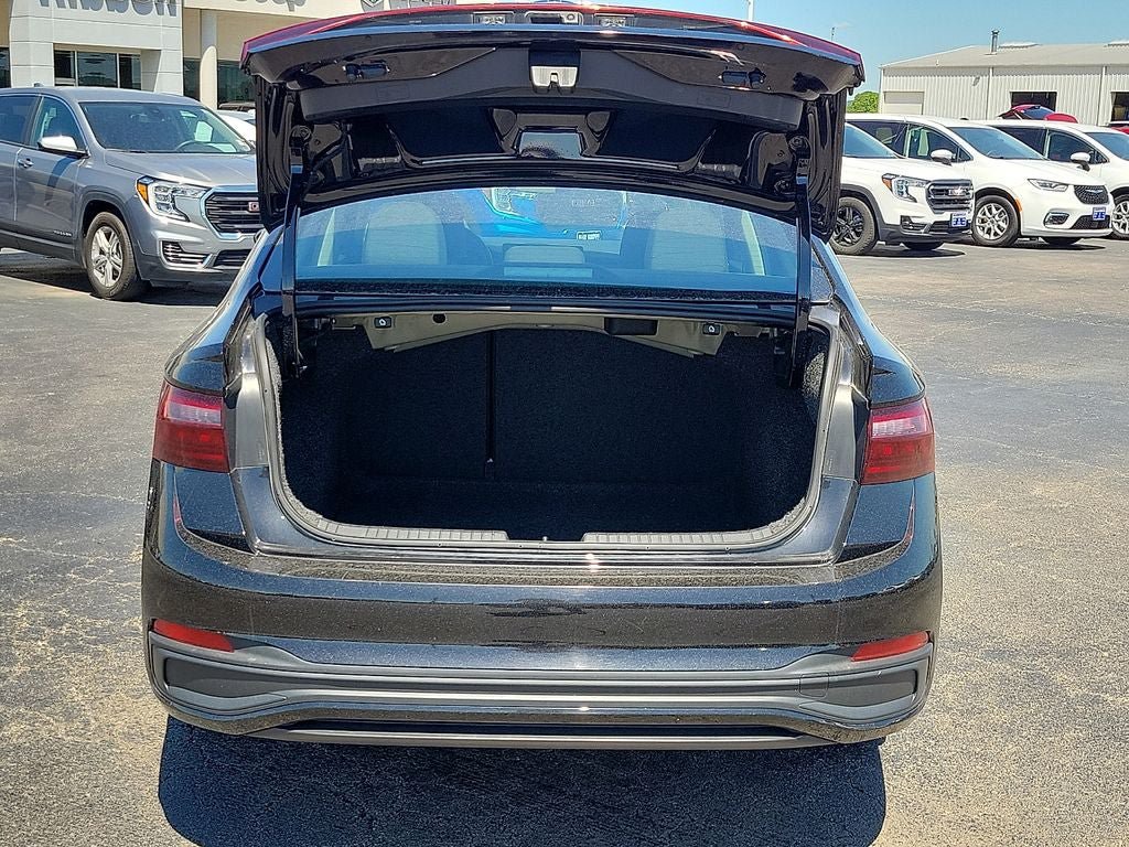 Used 2025 Volkswagen Jetta S FWD image 8