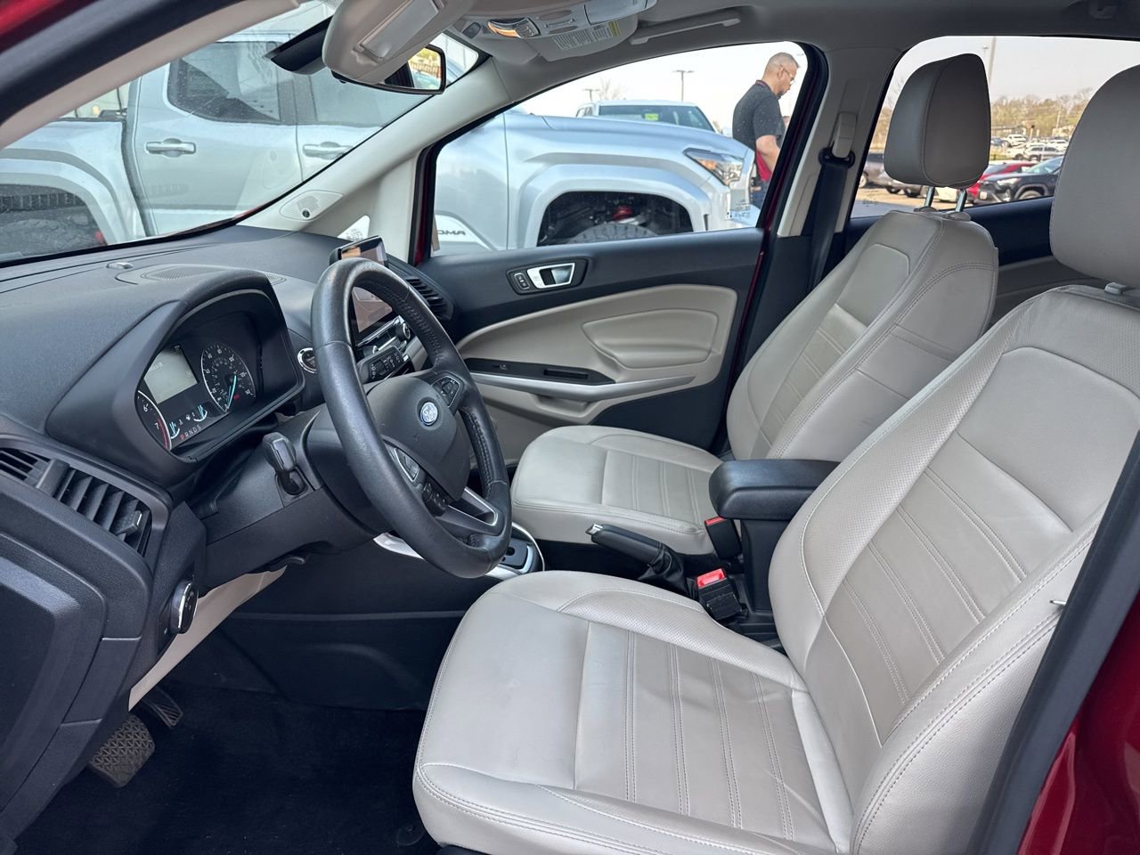 Used 2020 Ford EcoSport Titanium image 7