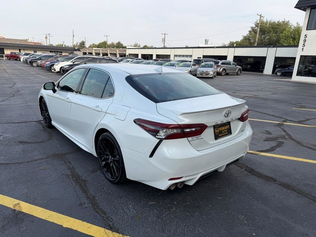 Used 2023 Toyota Camry XSE FWD image 4
