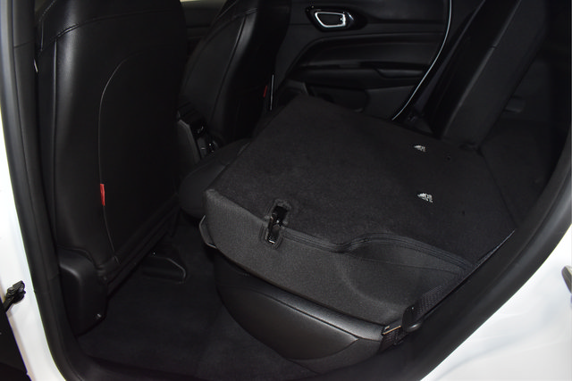 Used 2025 Jeep Compass Trailhawk AWD/4WD image 18