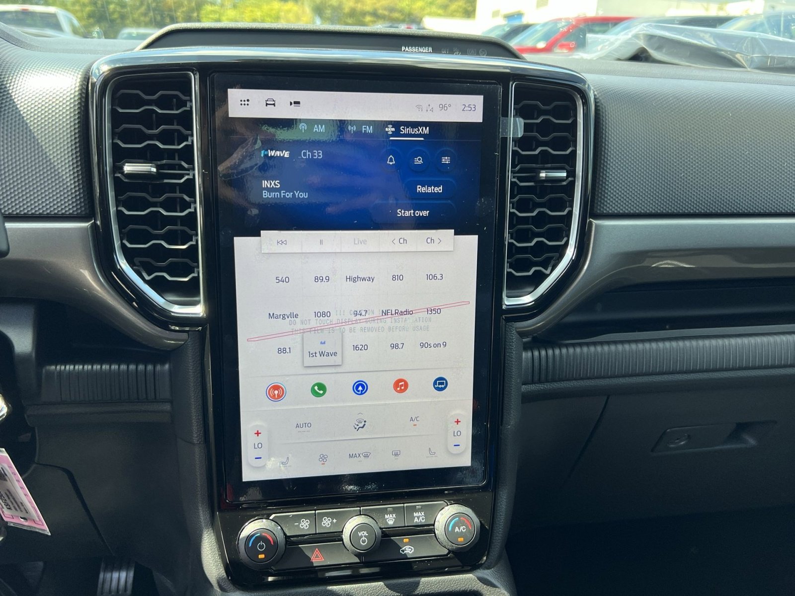 New 2025 Ford Ranger XLT w/ Equipment Group 301A High image 17