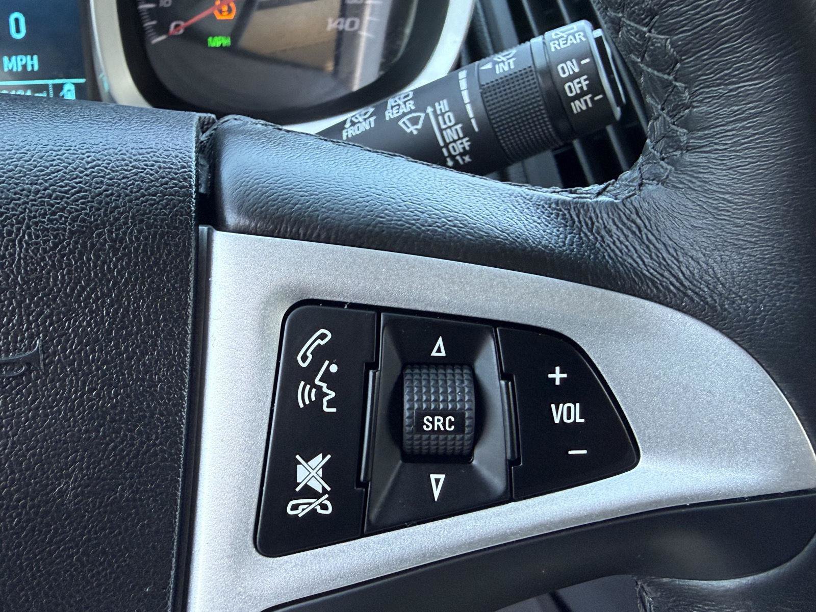Used 2017 Chevrolet Equinox Premier w/ Enhanced Convenience Package AWD/4WD image 15