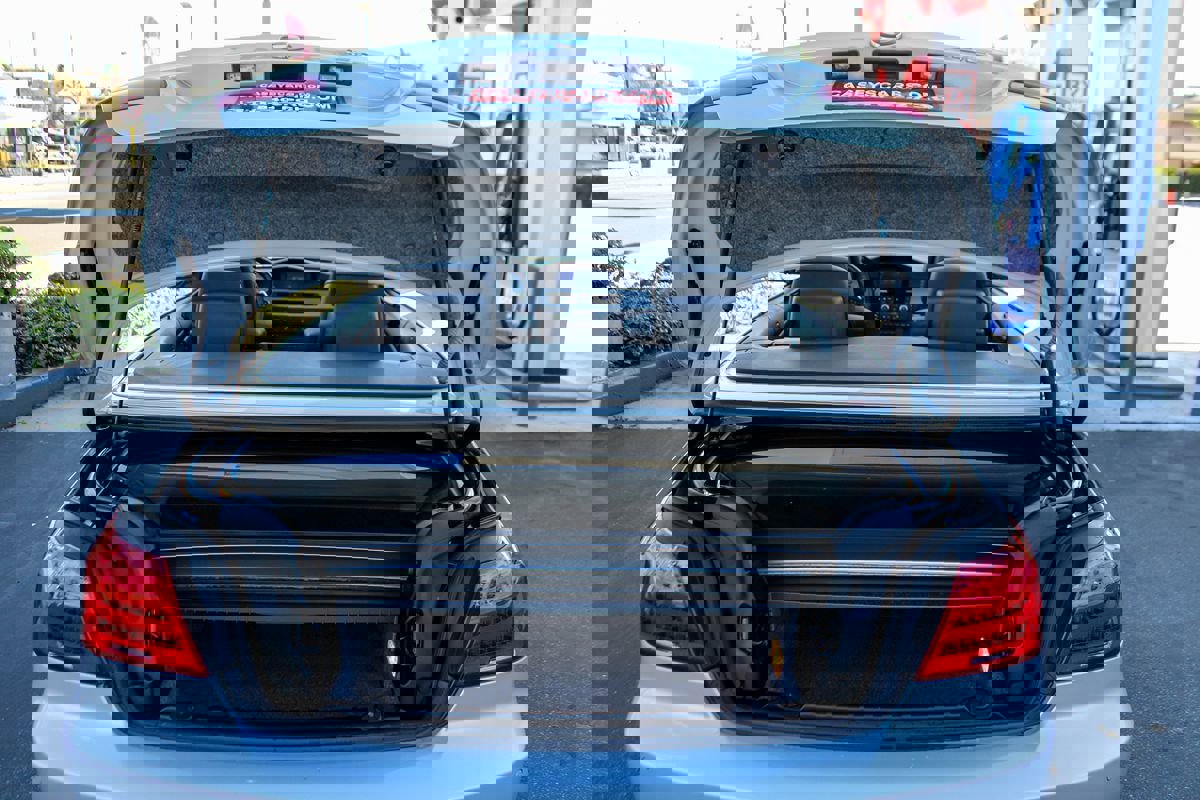 Used 2013 BMW 335is Convertible image 46