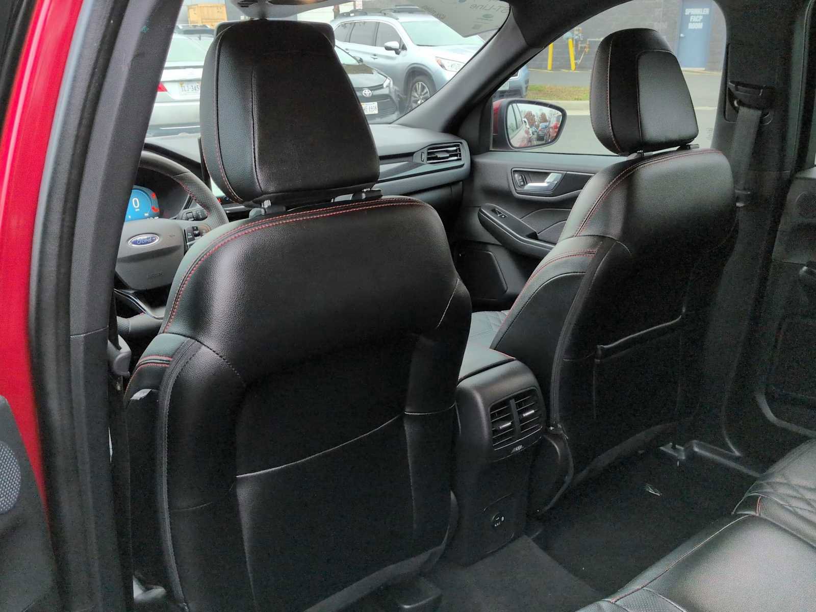 Used 2023 Ford Escape ST-Line Elite w/ Premium Technology Package image 19