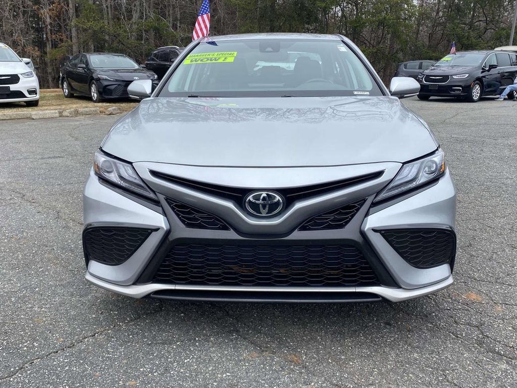 Used 2024 Toyota Camry XSE FWD image 7