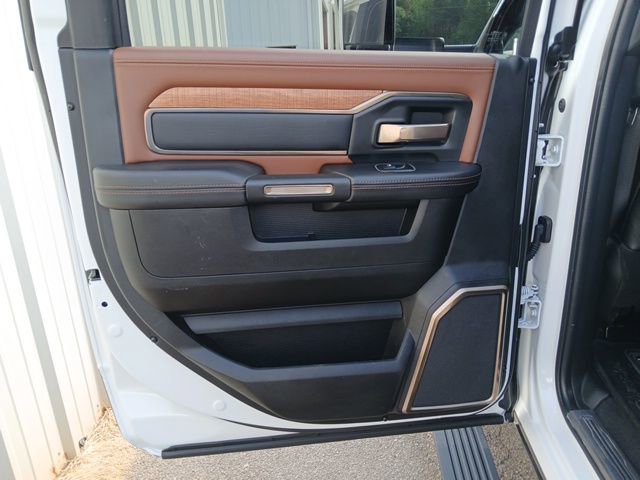 Used 2022 RAM 2500 Limited image 23