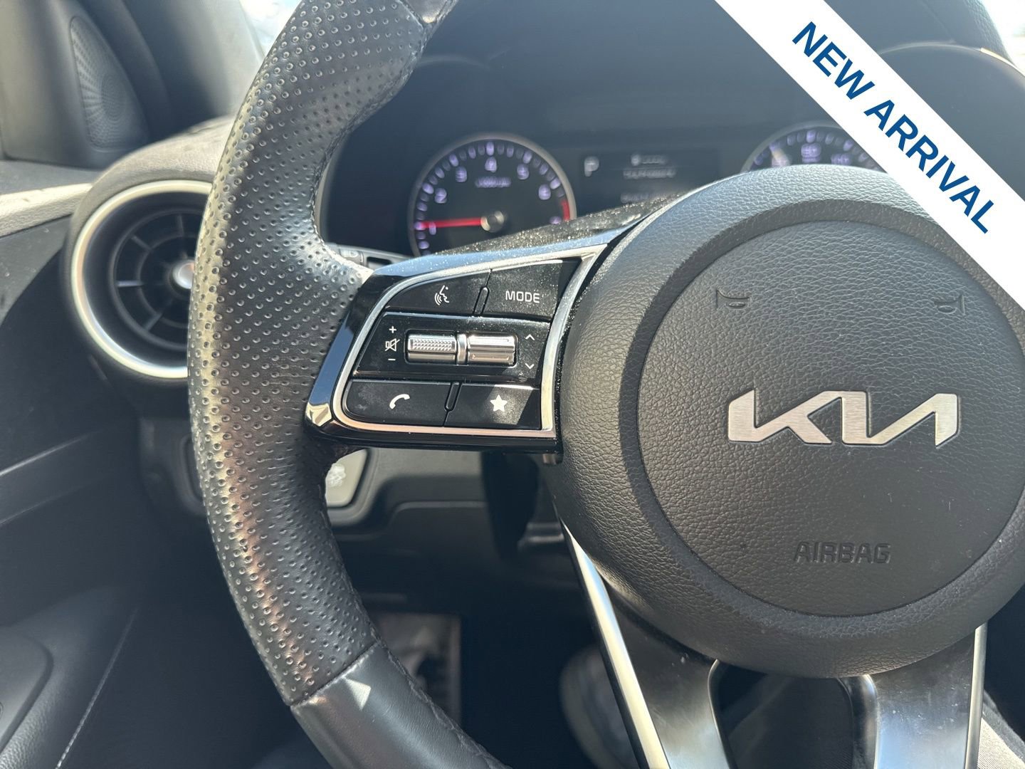 Used 2023 Kia Forte GT-Line w/ GT-Line Technology Package image 21