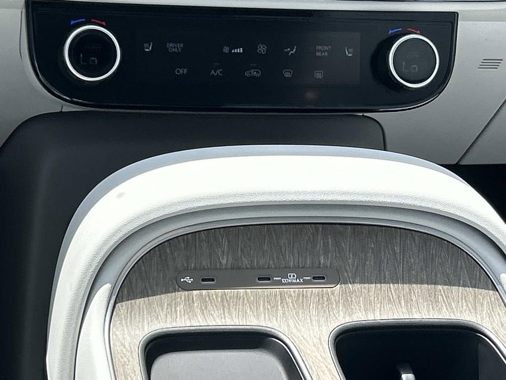 New 2026 Hyundai Palisade FWD Hybrid image 25