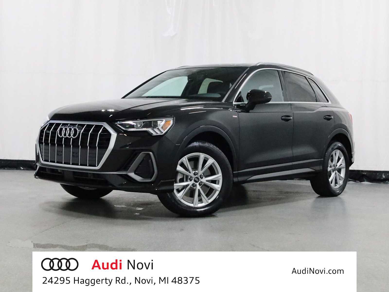 Certified 2025 Audi Q3 2.0T Premium w/ Convenience Package