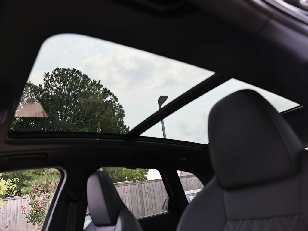 New 2026 Audi SQ5 Prestige AWD/4WD image 17
