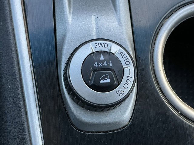 Used 2016 Nissan Pathfinder S image 13