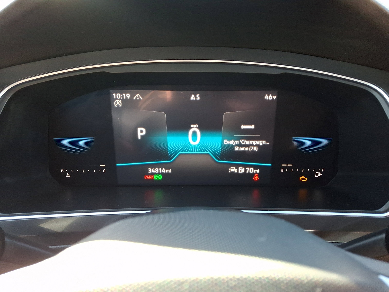 Used 2022 Volkswagen Tiguan SE R-Line image 20