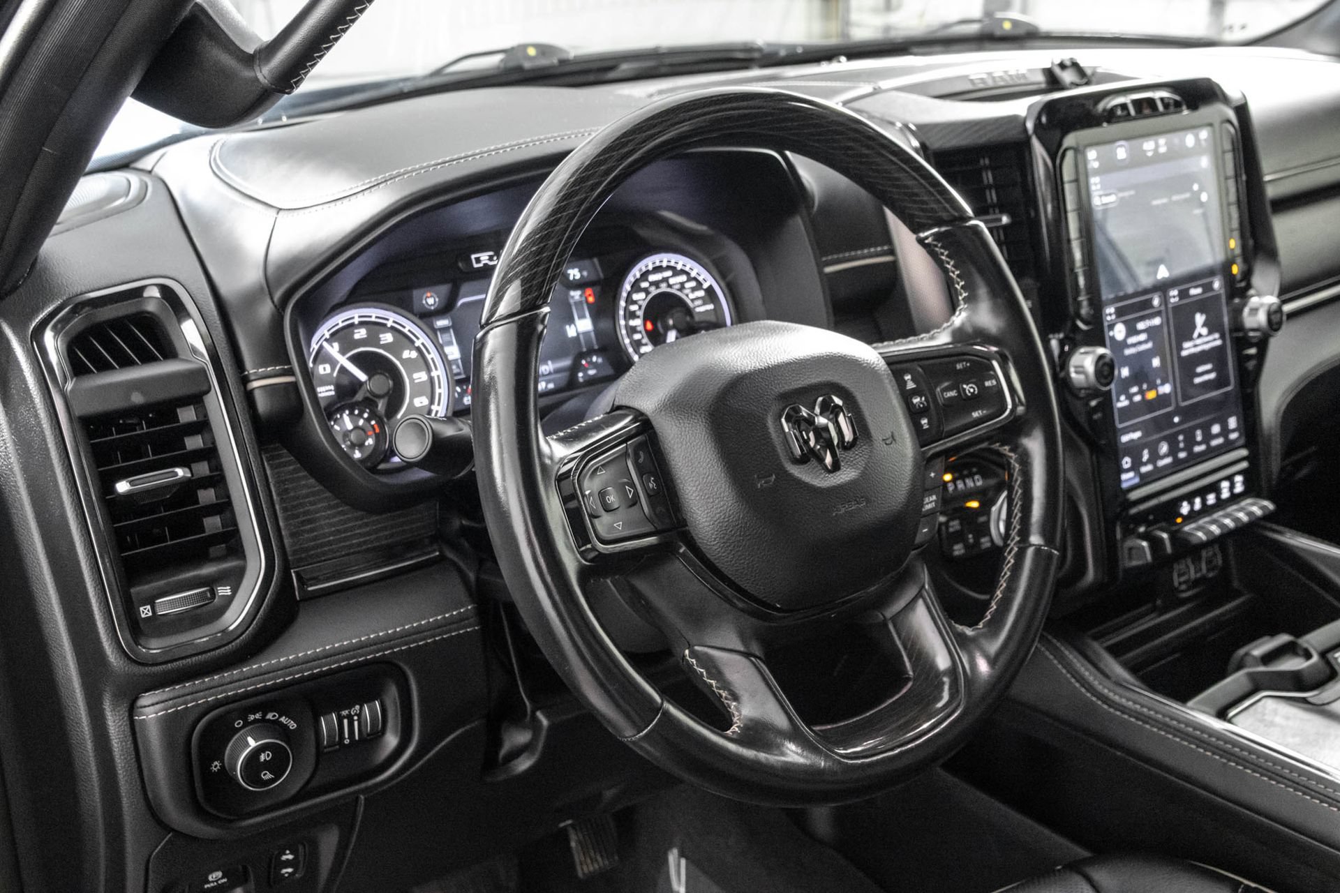 Used 2022 RAM 1500 Limited AWD/4WD image 36