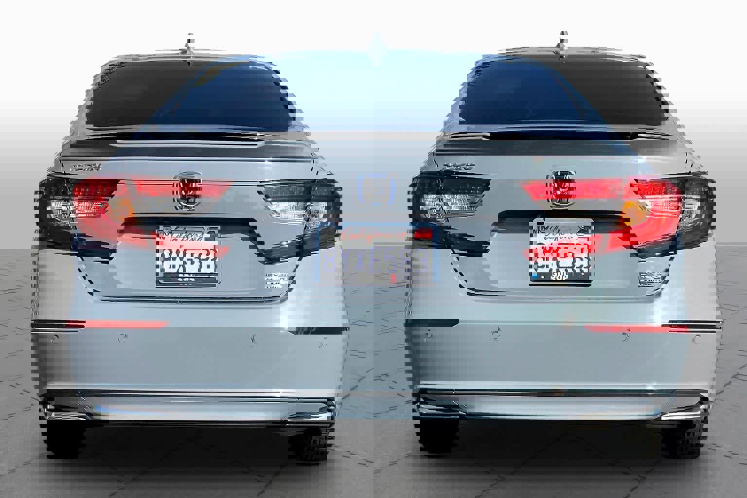 Used 2021 Honda Accord Touring image 4