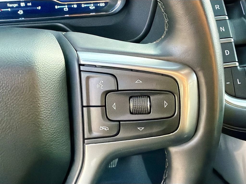 Used 2024 Chevrolet Suburban LT image 39