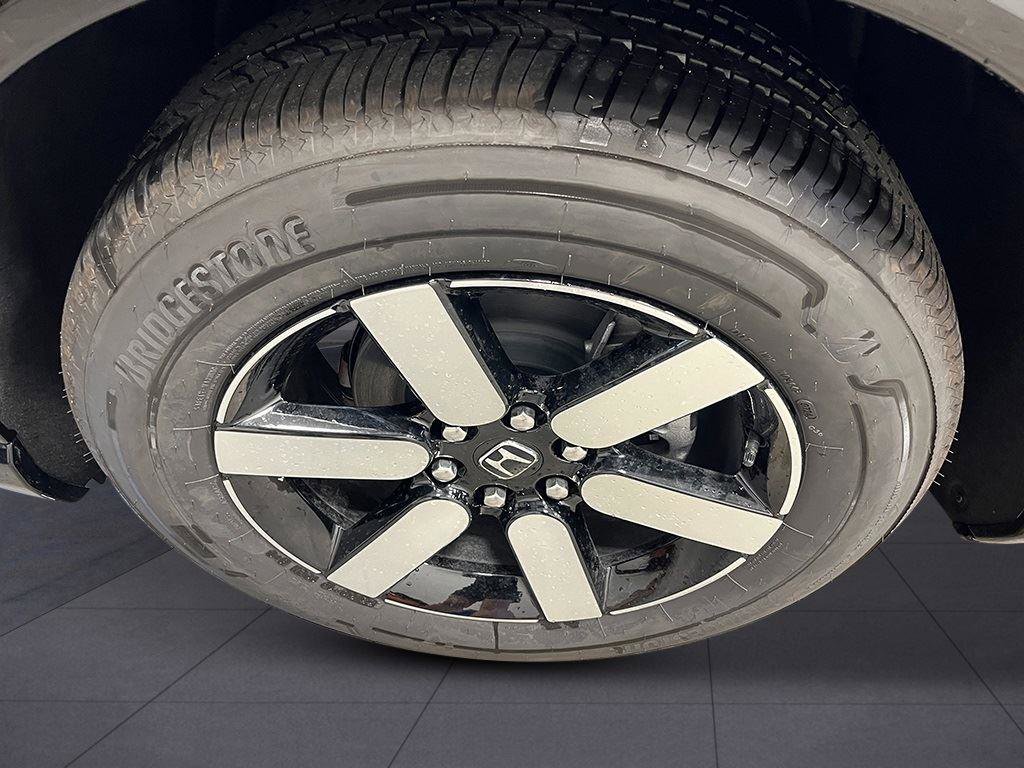 New 2025 Honda Prologue Touring image 11