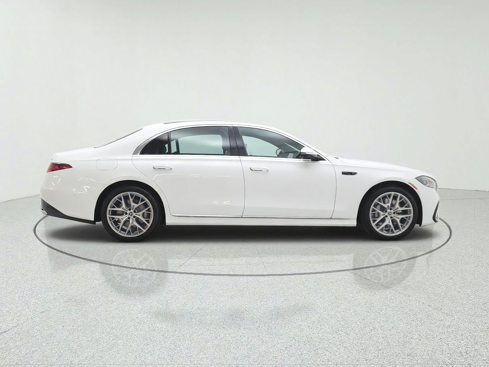 New 2027 Mercedes-Benz S 580 4MATIC Sedan image 4