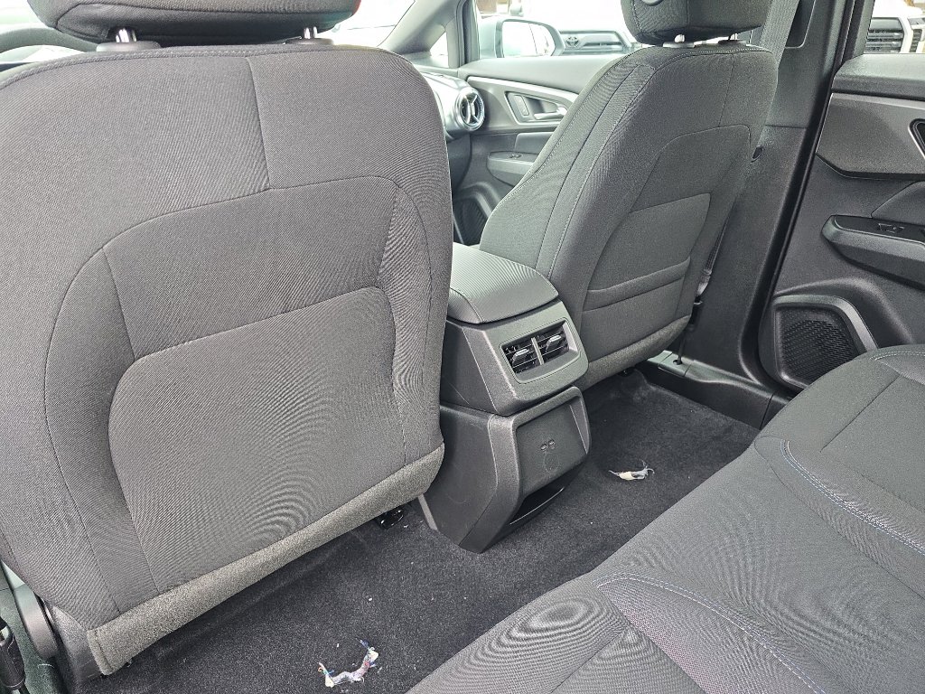 New 2026 Chevrolet Equinox EV LT image 17