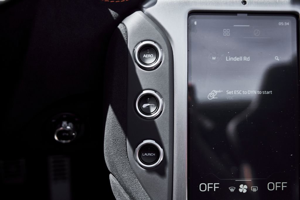 Used 2025 McLaren 750S Spider RWD image 67