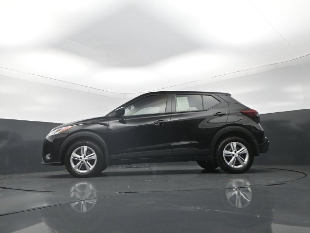 Certified 2025 Nissan Kicks Play S FWD image 31