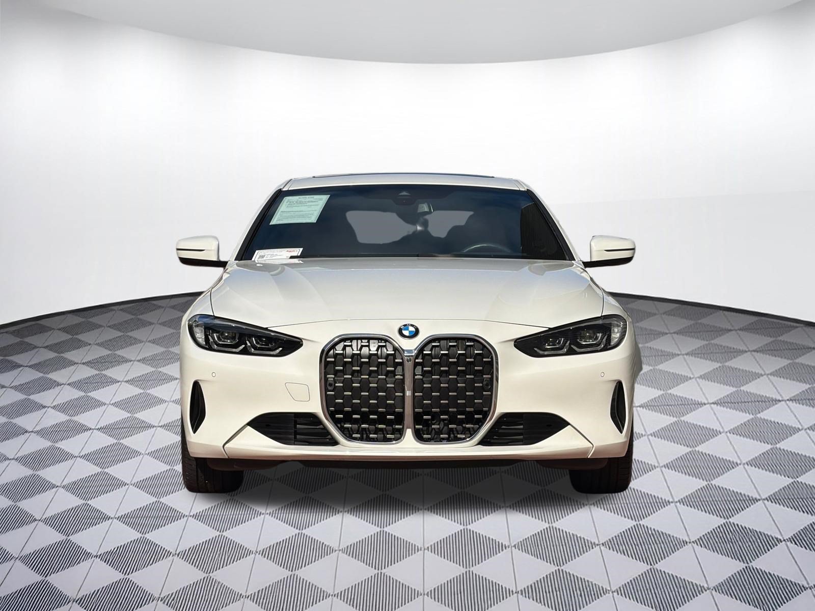 Used 2024 BMW 430i Coupe w/ Premium Package RWD image 6