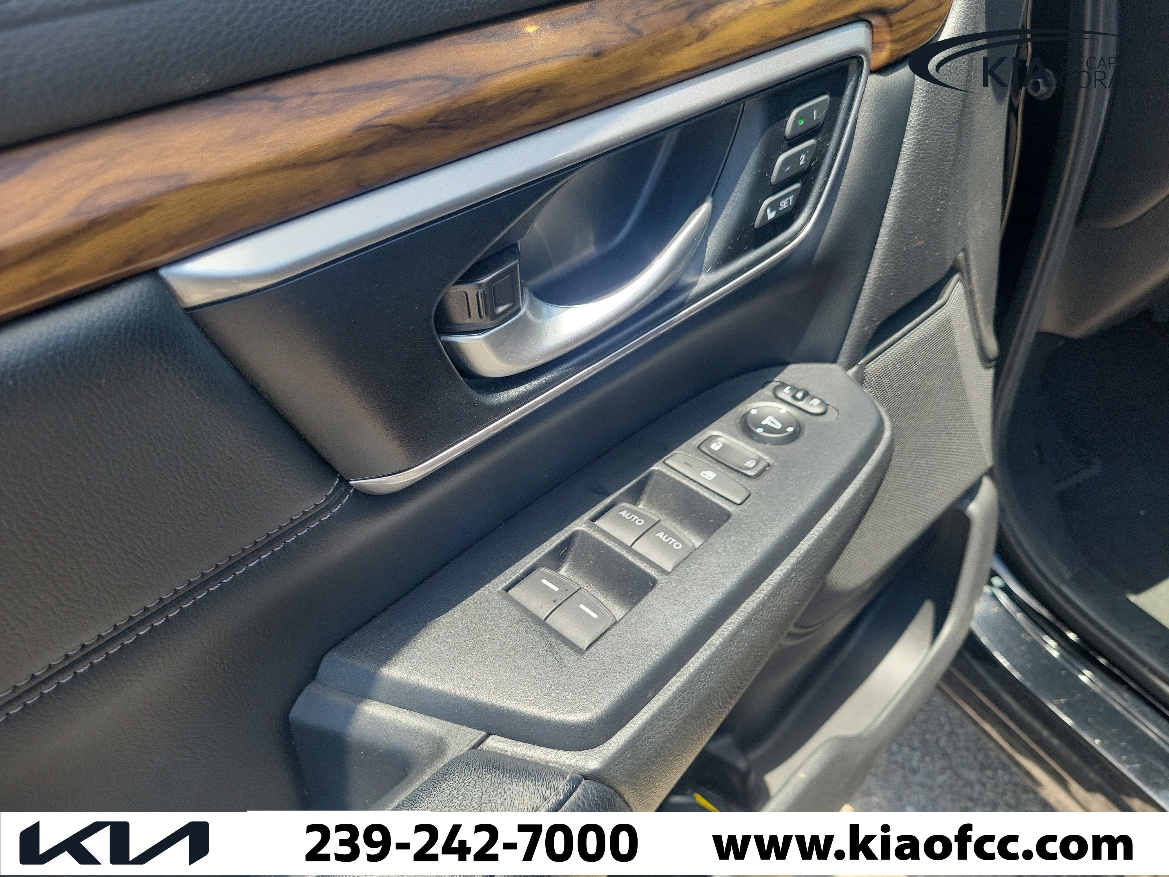 Used 2018 Honda CR-V Touring image 24