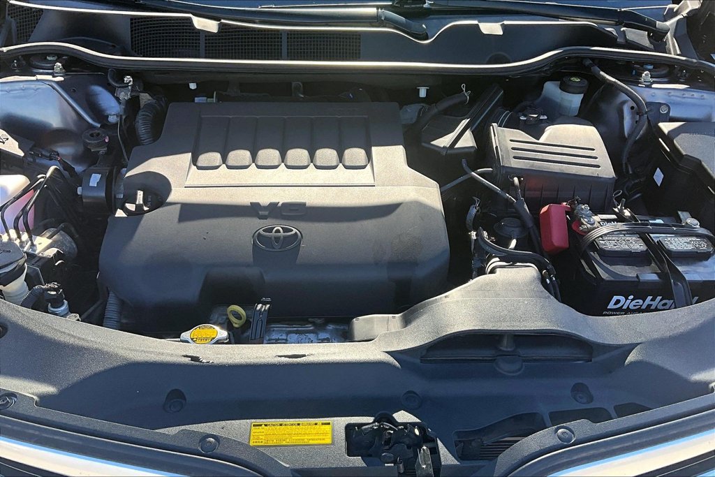 Used 2014 Toyota Venza XLE AWD/4WD image 30