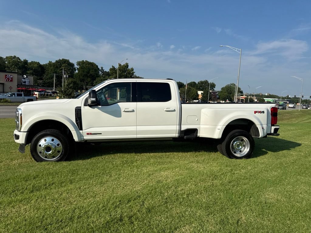 Used 2026 Ford F450 Platinum w/ FX4 Off-Road Package AWD/4WD image 4
