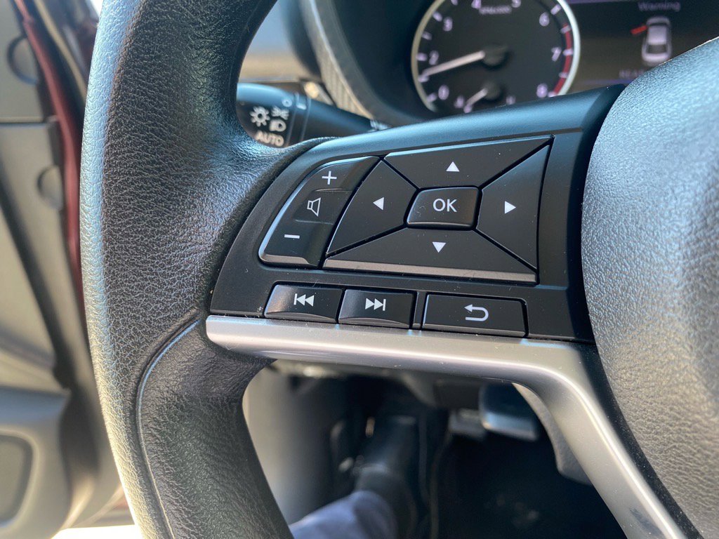 Used 2024 Nissan Sentra SV image 23