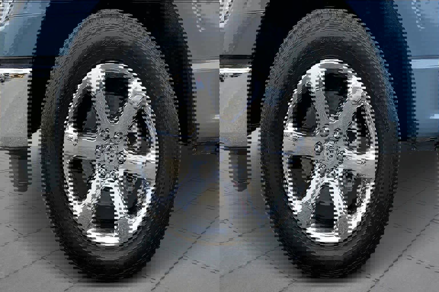 Certified 2023 Ford F150 Lariat w/ Equipment Group 502A High image 10