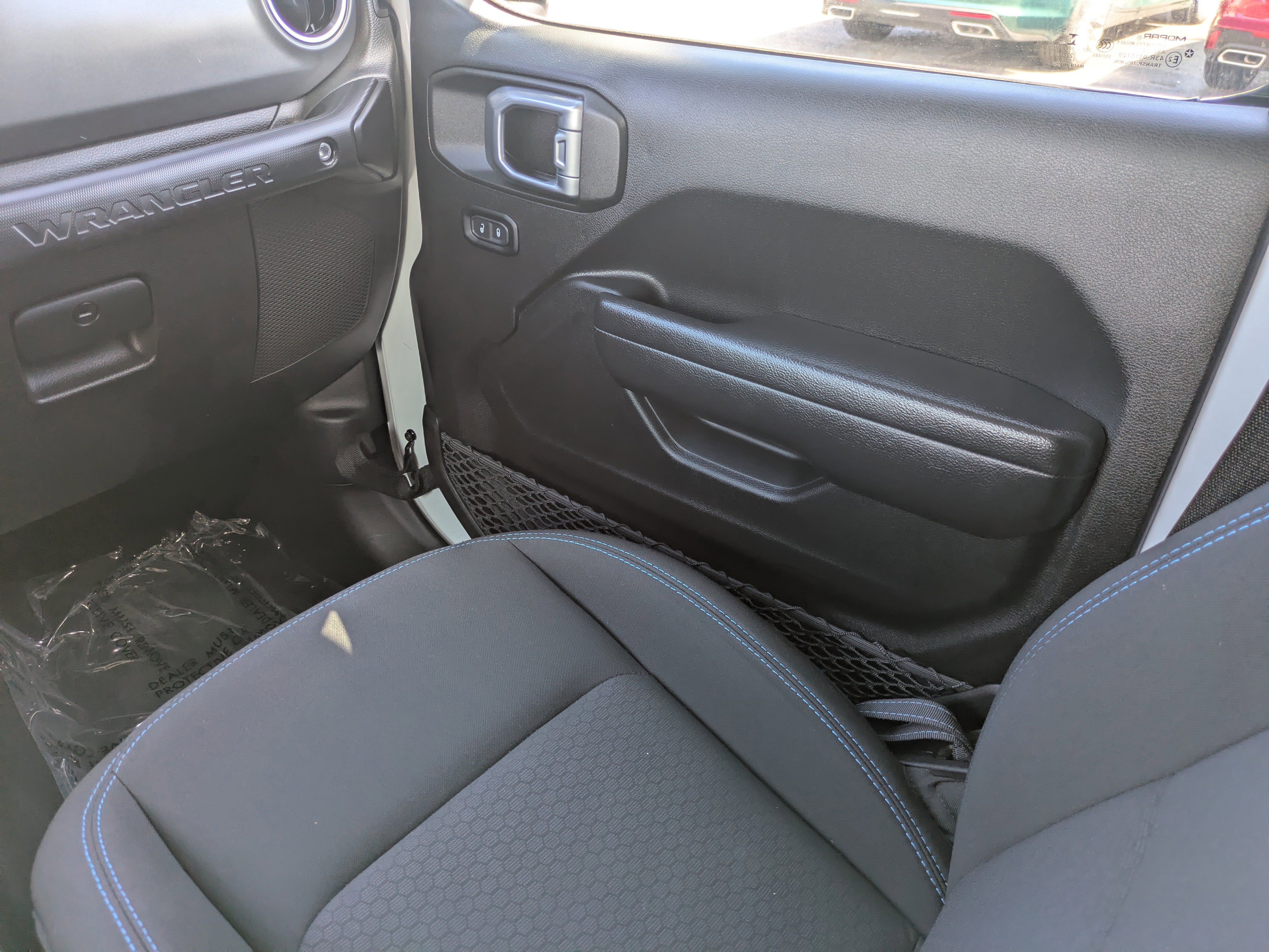 Used 2023 Jeep Wrangler Unlimited Rubicon 4xe w/ Cold Weather Group image 10