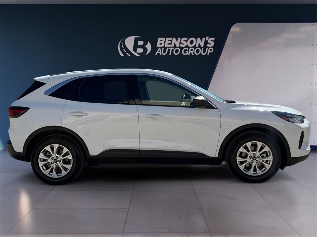 Used 2023 Ford Escape Active image 6