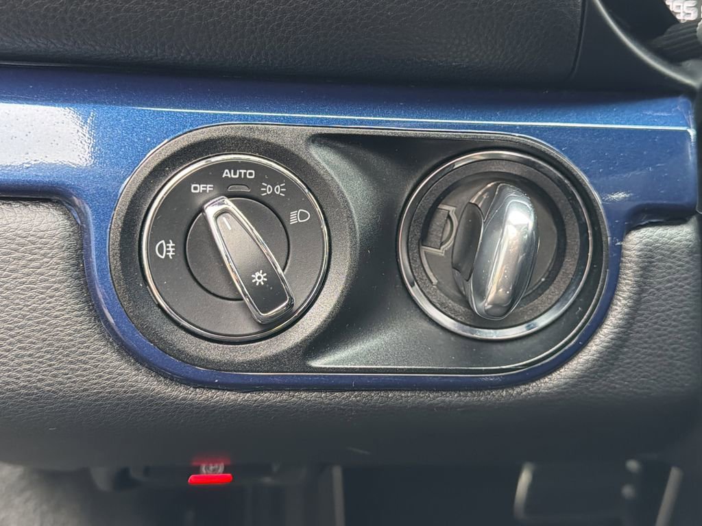 Used 2018 Porsche 718 Cayman image 25