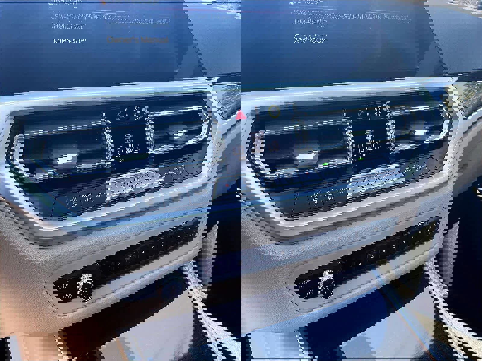 Used 2019 BMW 330i Sedan w/ Convenience Package image 33