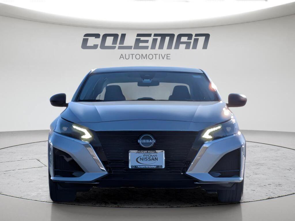 Certified 2025 Nissan Altima 2.5 S FWD image 2