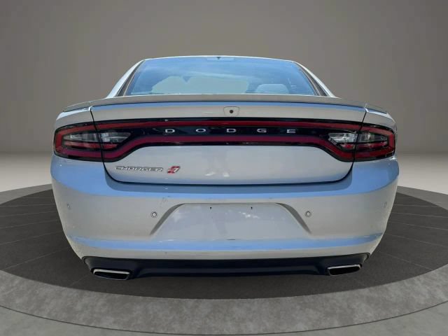 Used 2019 Dodge Charger SXT AWD/4WD image 6
