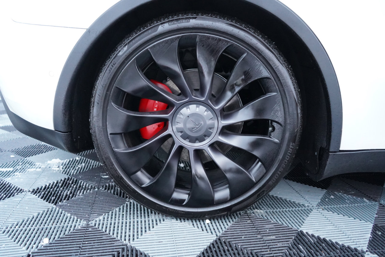 Used 2020 Tesla Model Y Performance image 27