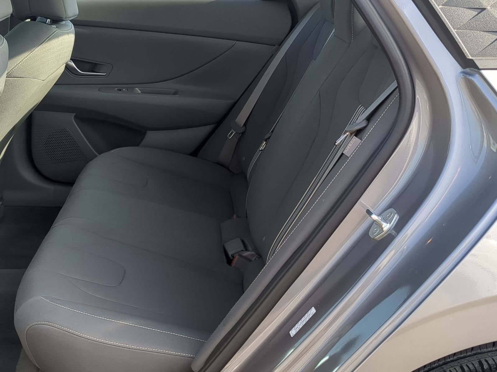 Used 2024 Hyundai Elantra SEL image 21